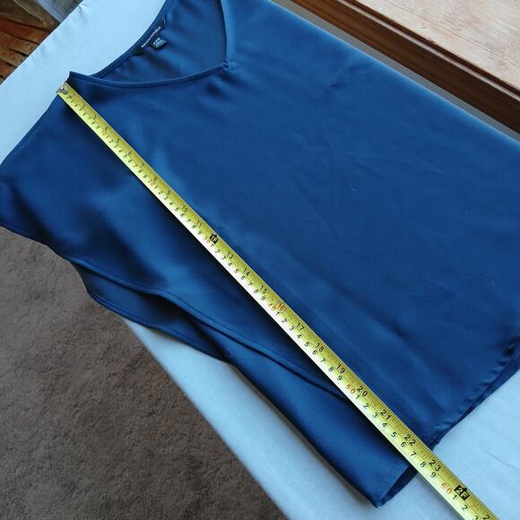 Banana Republic SS Flutter VE Preppy Navy Blouse XXS blue office V-neck - Picture 8 of 10